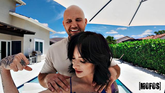 The Secret to Her Throat