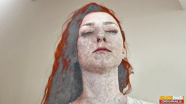 Элли Шоу и Айви Мэддокс возбуждаются у статуи и трахаются с Кэти Роуз со страпоном прямо в музее.