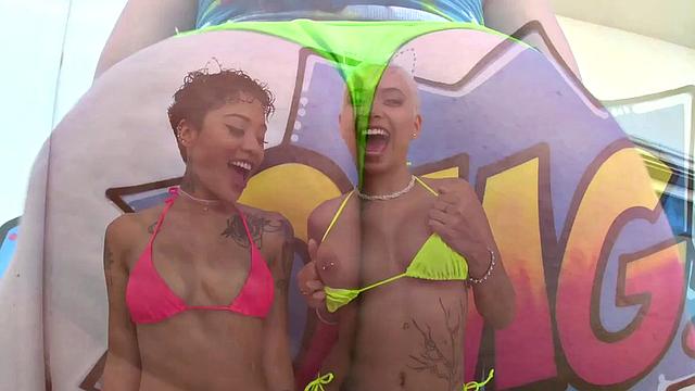Supreme Dicksucking With Kaitlyn, Natalie And Lexi