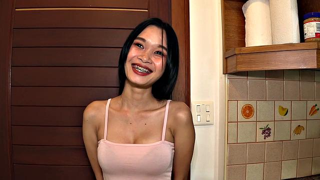 Stunning Thai Teen Knocked Up on First Day of Work!