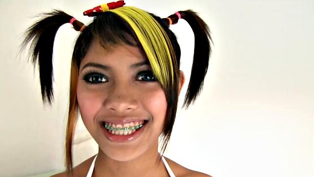 Sarika Asian Girls Wild