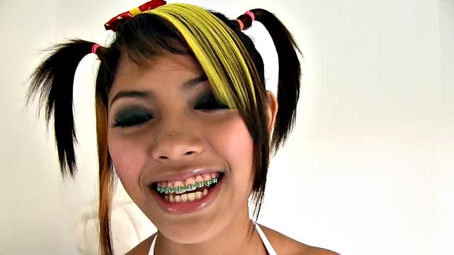 Sarika Asian Girls Wild