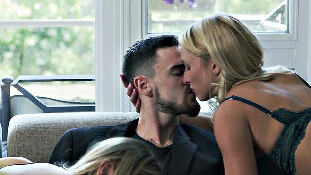 A Blonde Gone Wild Episode 1