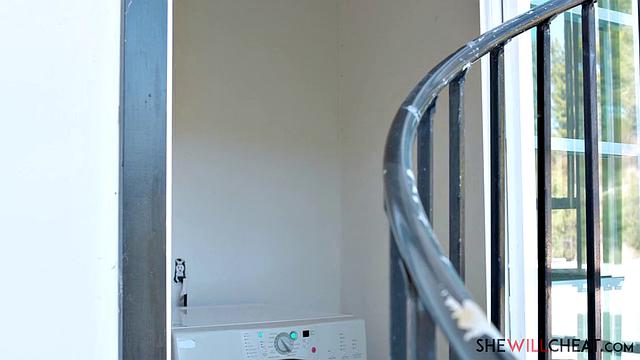 Mckenzie Lee gets even by screwing the hung repairman