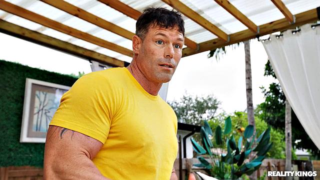 Teaching GF Strapon Lesson