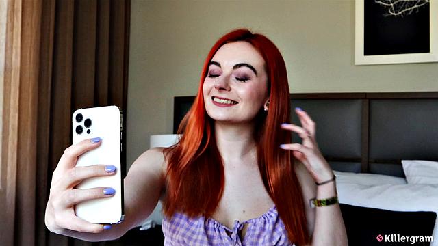 Лола Роуз в кружевном белье катается на большом черном члене от Аарона Рока и получает порцию спермы на попу.