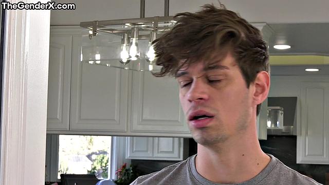 Naughty trans cockriding in 3some