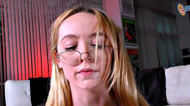 Petite loving slut cheating on bf by jerking friends cock