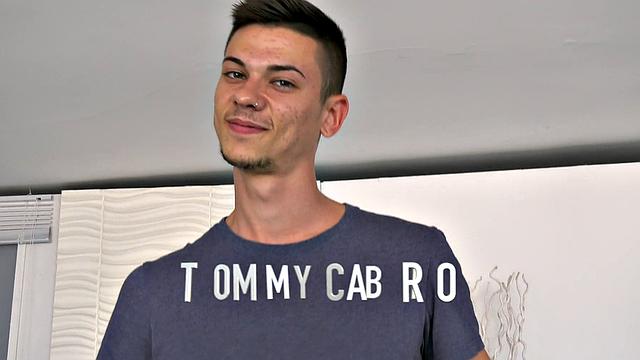 Tommy Cabrio Solo