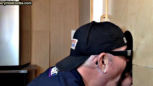 Gloryhole DILF deepthroats dude before barebacking