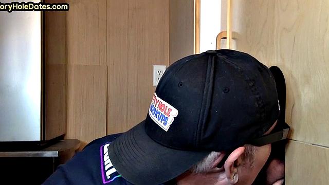 Gloryhole DILF deepthroats dude before barebacking