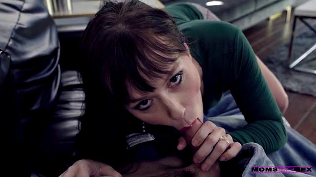 Distracted By - S10:E10