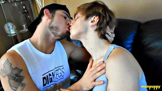 Passionate Gay Kisses 27 - Toby Springs, Elis Ataxxx