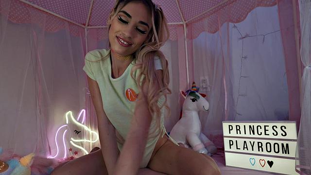 Delilah Shows Off Pink