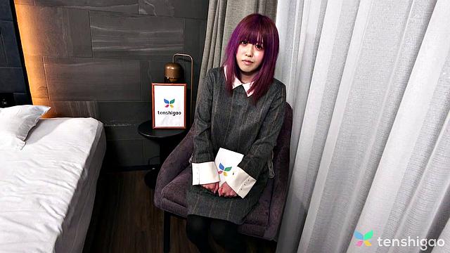 Please welcome Miss Shiori Fujimori to Tenshigao