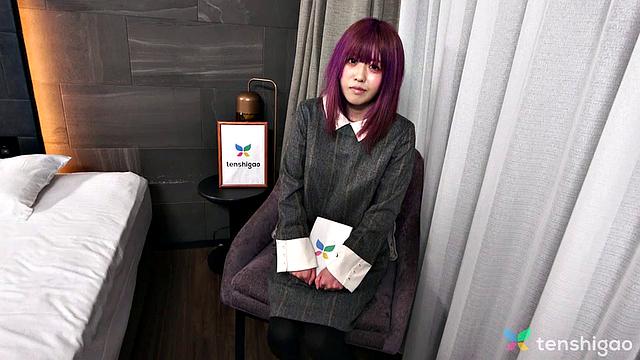 Please welcome Miss Shiori Fujimori to Tenshigao