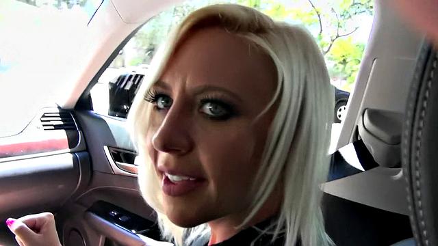 Blonde hottie goes wild with her tattoos & handjobs in the bedroom