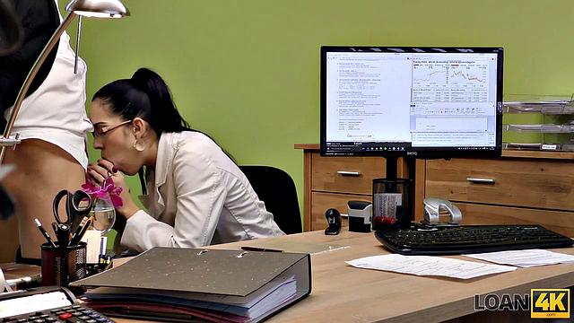 LOAN4K. Stranger in loan office satisfies girl for sex.