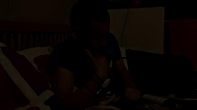 Lexas Michael принимает большой член