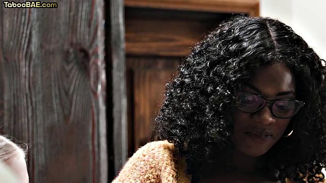 21yo cute bae pussyfucked by stepbro