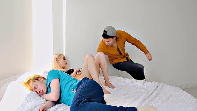 SISPORN. Stepsiblings hope girls boyfriend won't wake up during sex