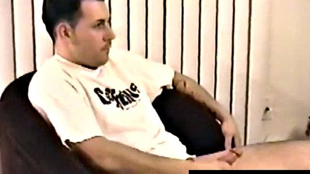 Straight jock gets jerked off while receiving blowjob from DILF