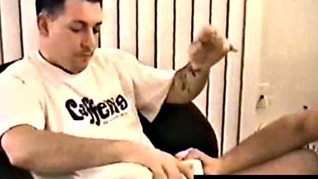 Straight jock gets jerked off while receiving blowjob from DILF