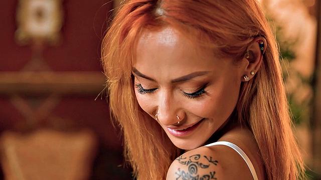 21 SEXTURY - Hot Steamy Lesbian Fun With Zazie Skymm And Veronica Leal Fucking Each Other