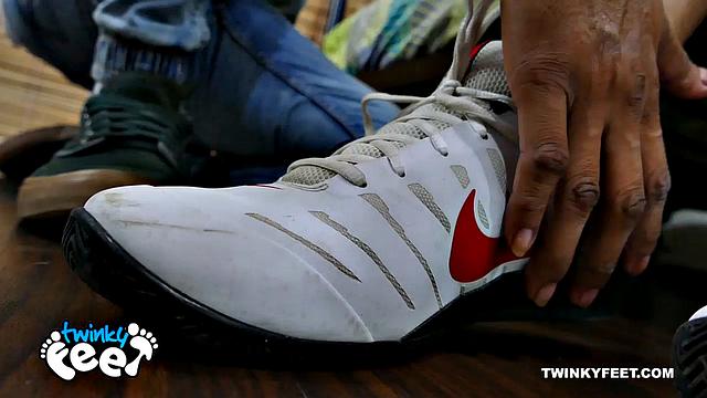 Mikal Loves Felix's Feet