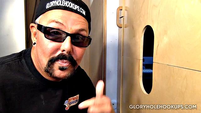 Latino Gets Head At Gloryhole