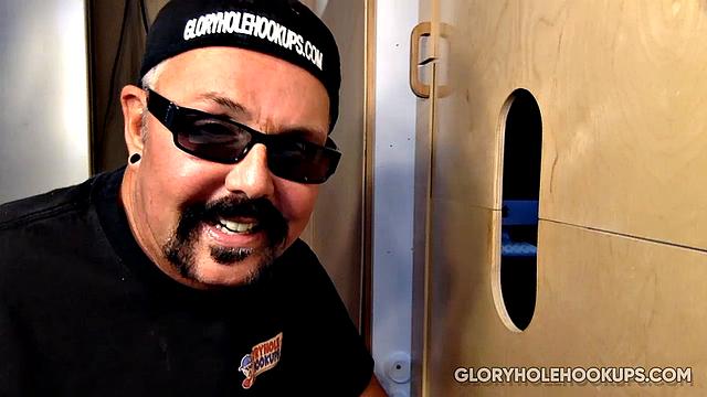 Latino Gets Head At Gloryhole