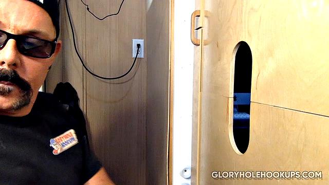 Latino Gets Head At Gloryhole