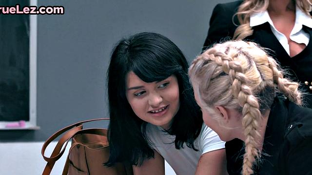 Strapon college dyke banging teacher in 3some