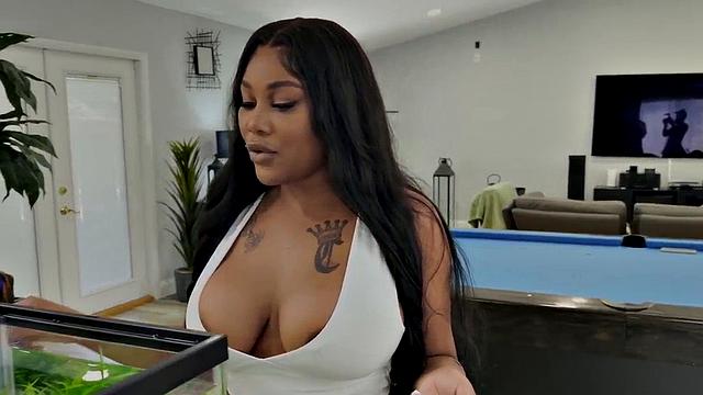 Big-ass amateur Ebony babe with amazing ass filmed for booty