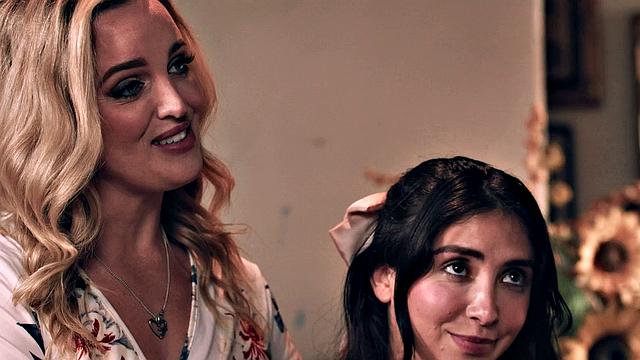 два отчима меняются взрослыми дочерьми и устраивают жаркий тройничок с джейн уайлд