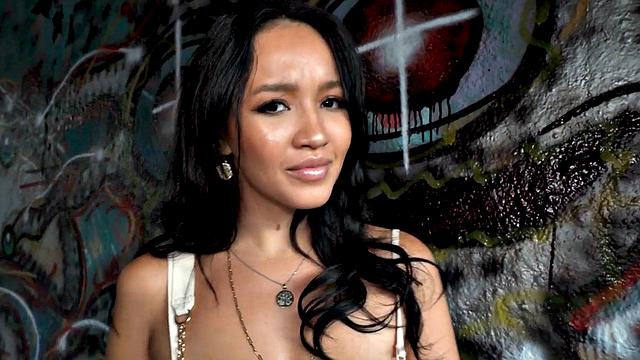 Public bigbooty babe fucked hardcore by big white dick