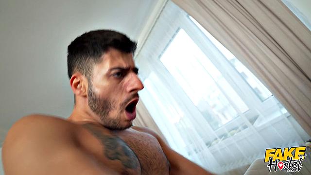 A Quicky Turns Into a Threesome