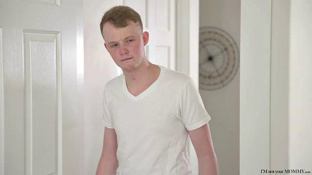 Crushing on my friend's hot mom - S2:E6