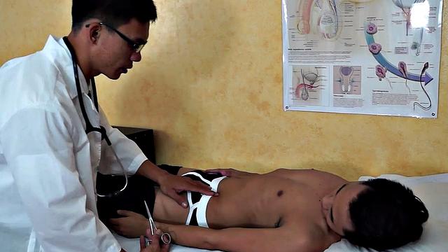 Gaping asian patient in anal exam