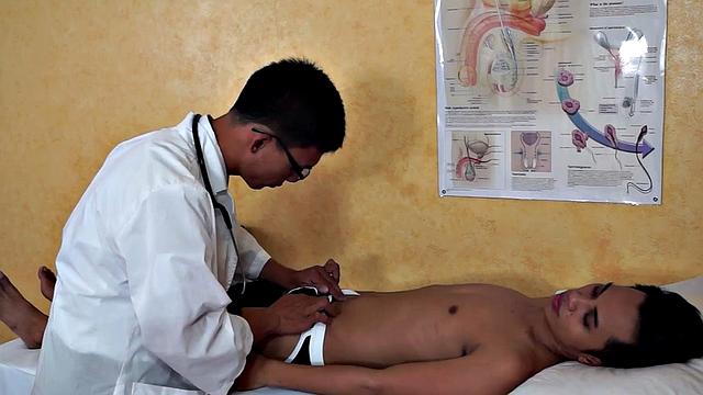 Gaping asian patient in anal exam