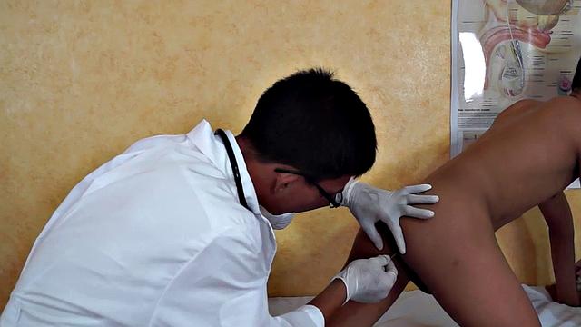 Gaping asian patient in anal exam