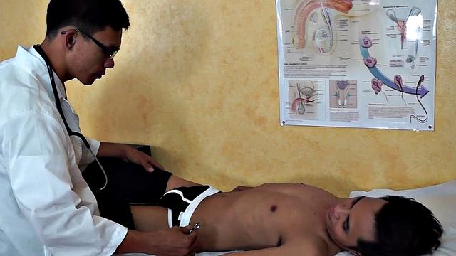 Gaping asian patient in anal exam