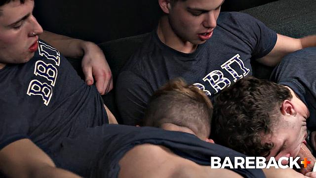 Brotherhood Benefits: Новичок Зандер, том 1