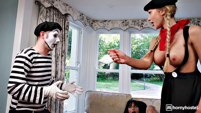 Sexy Mimes