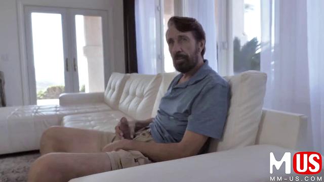 Lily Larimar: The blonde wife in heels & a skirt loves to give you a warm welcome