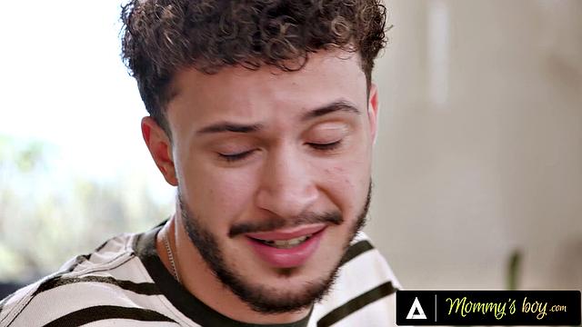 MOMMY'S BOY - Big Tits MILF Lexi Smith Rewards Stepson-In-Law With TITTY FUCKS & Deepthroat