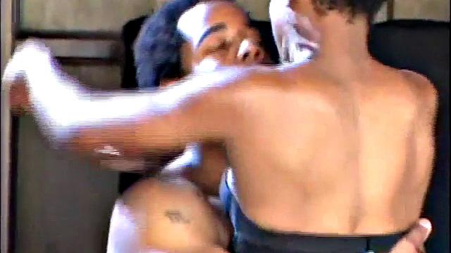 Fit ebony babe bangs big black dick