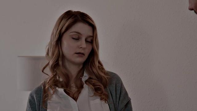 Petite babe smashed in missionary