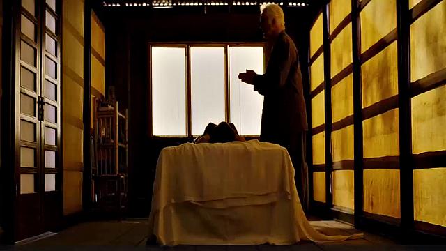 Jennifer Garner kissing