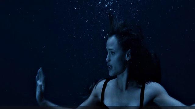 Jennifer Garner kissing